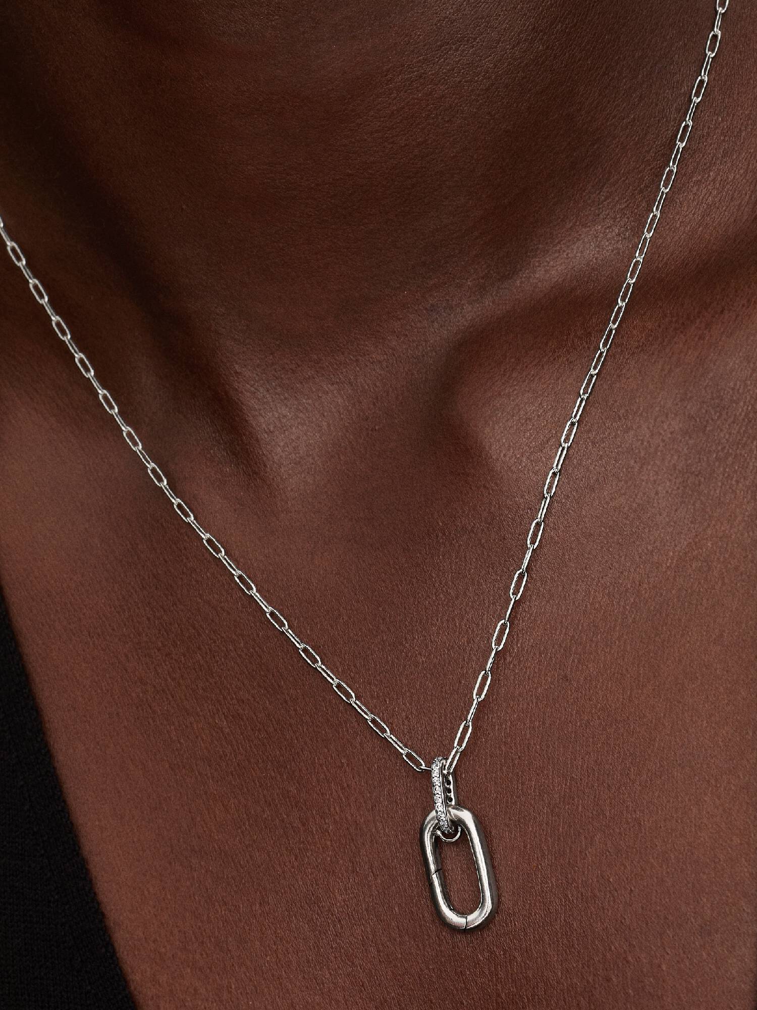 Openable Link Pendant Necklace