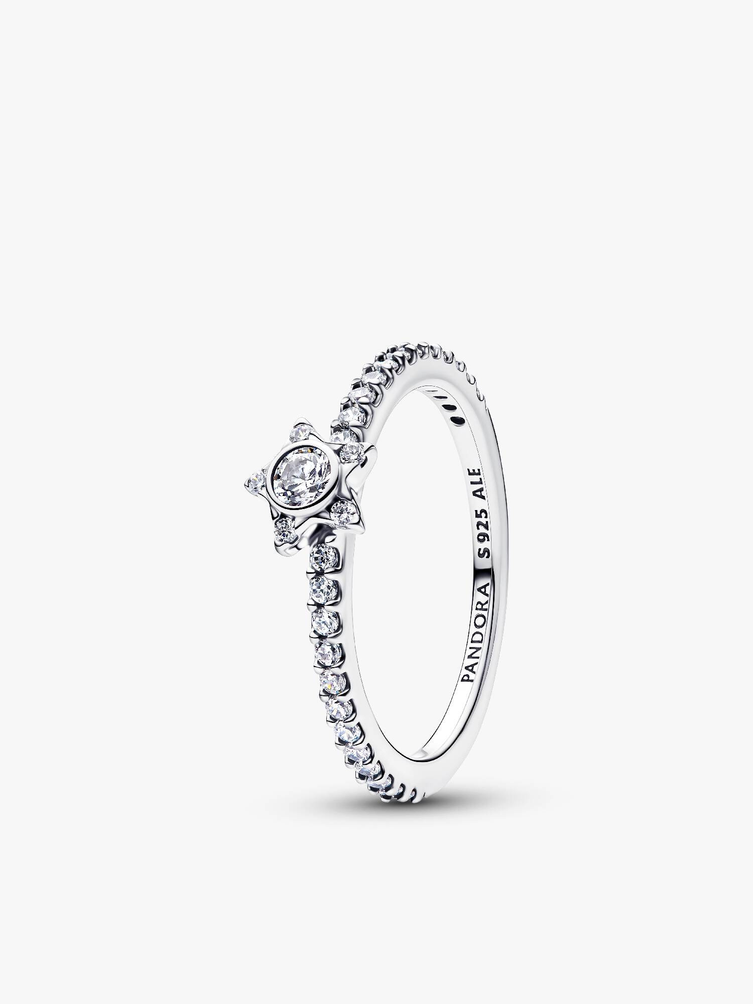 Sparkling Stella Pavé Ring