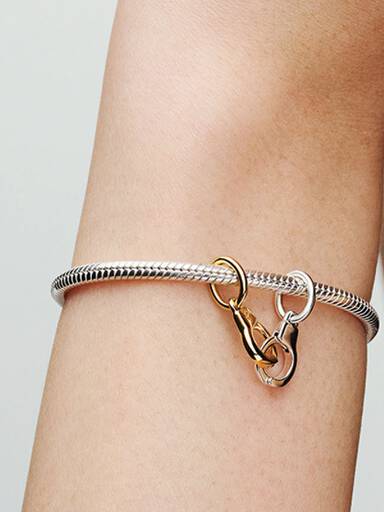 Openable & Splittable Handcuffs Dangle Charm