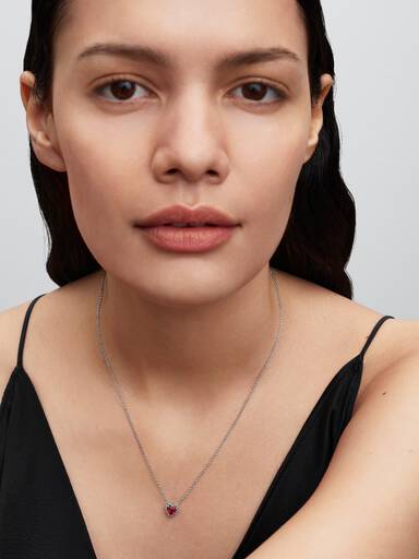 Elevated Red Heart Collier Necklace