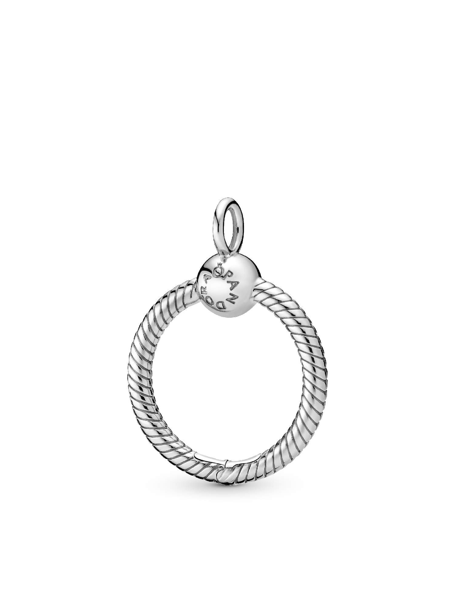 Small O Pendant