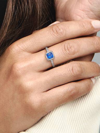 Blue Square Sparkle Halo Ring