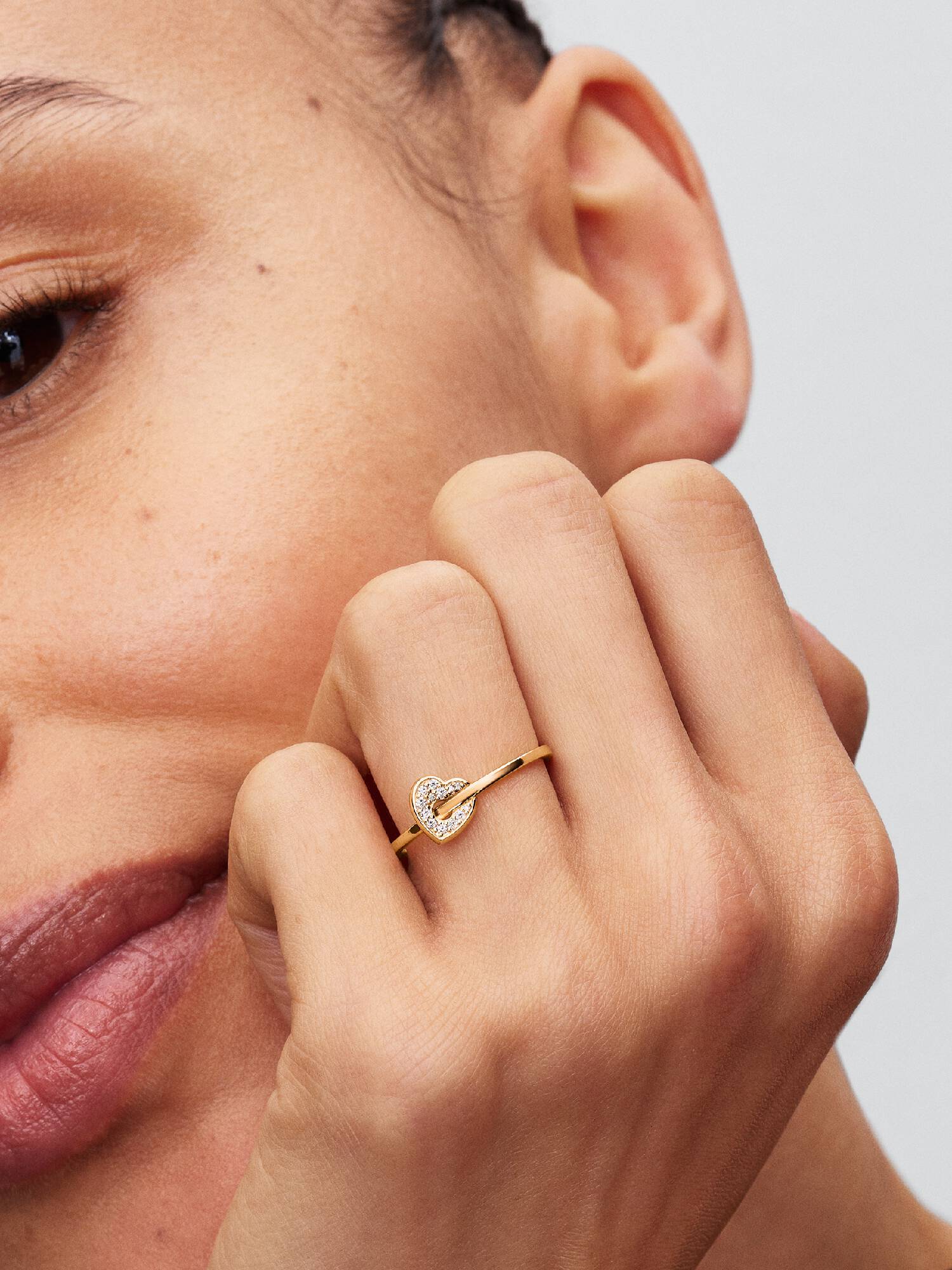 Pandora Talisman 14k Gold Lab-grown Diamond Pavé Heart Ring 