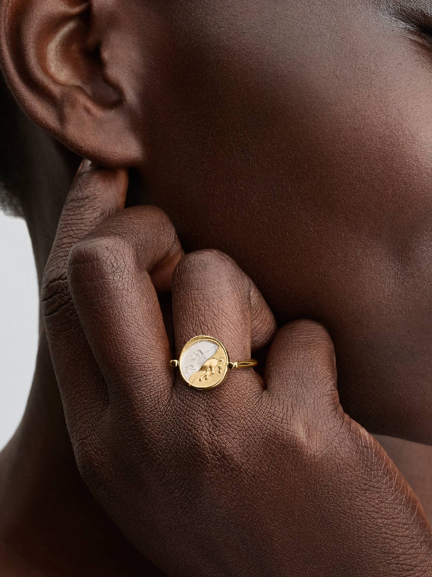 Pegasus Reversible Medallion Ring 