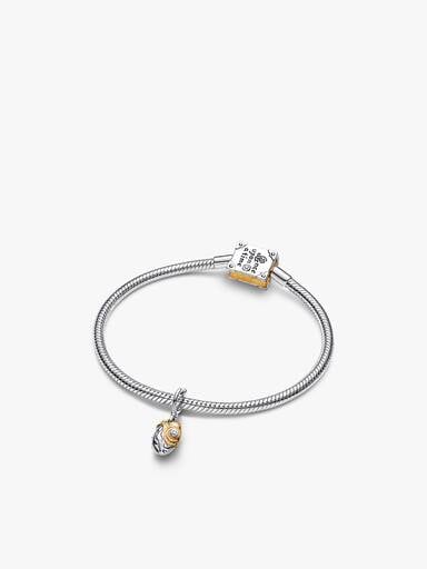 Limited Edition Moana Storybook Bracelet and Charm Gift Set