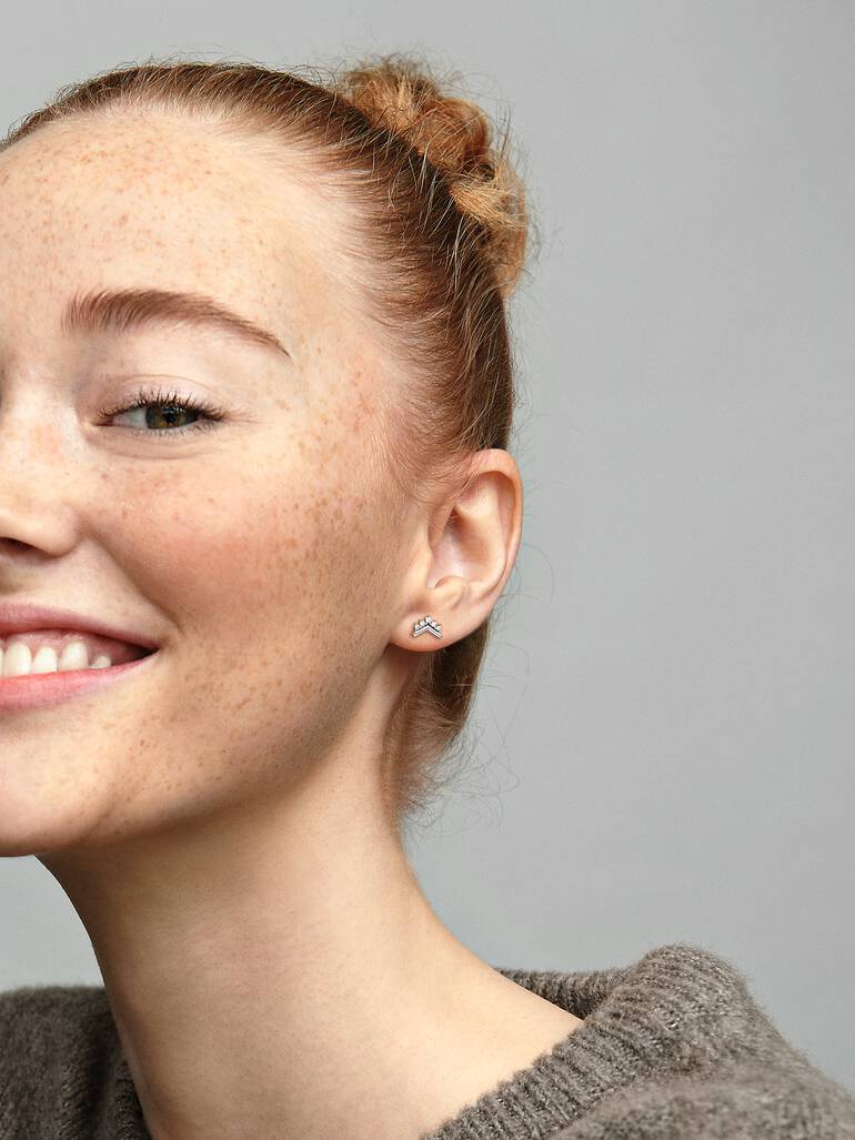 Tiara Wishbone Stud Earrings