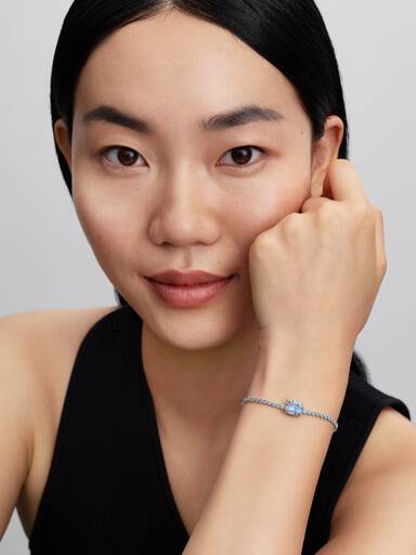Bridgerton Bee Slider Tennis Bracelet