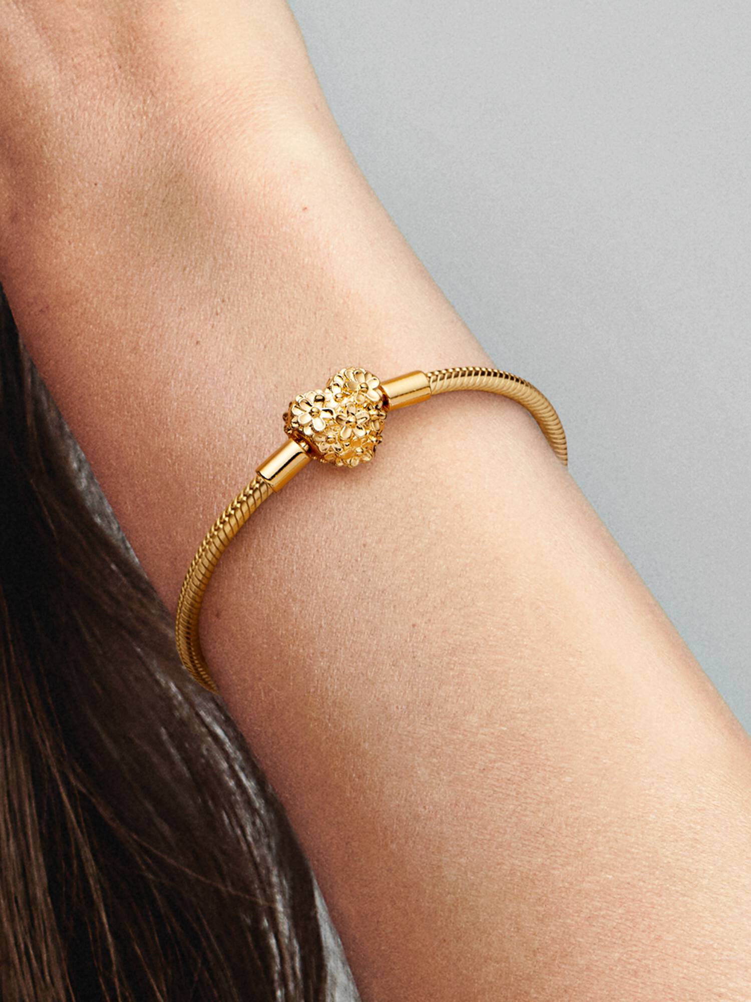 My Pandora Daisy Heart Clasp Snake Chain Bracelet