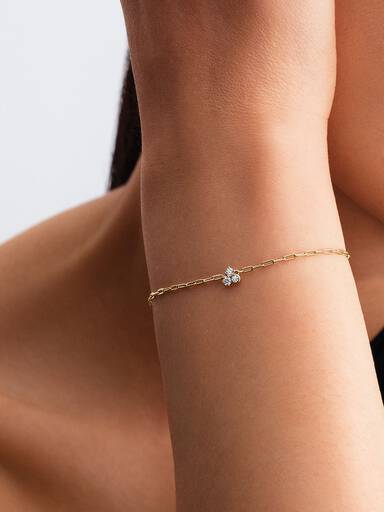 Pandora Era Bezel Lab-Grown Diamond Cluster Paperclip Chain Bracelet