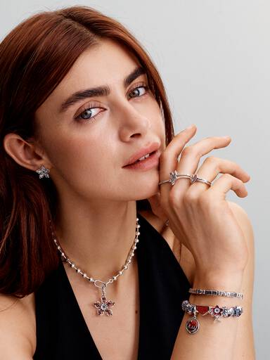 Stranger Things Clasp Snake Chain Bracelet