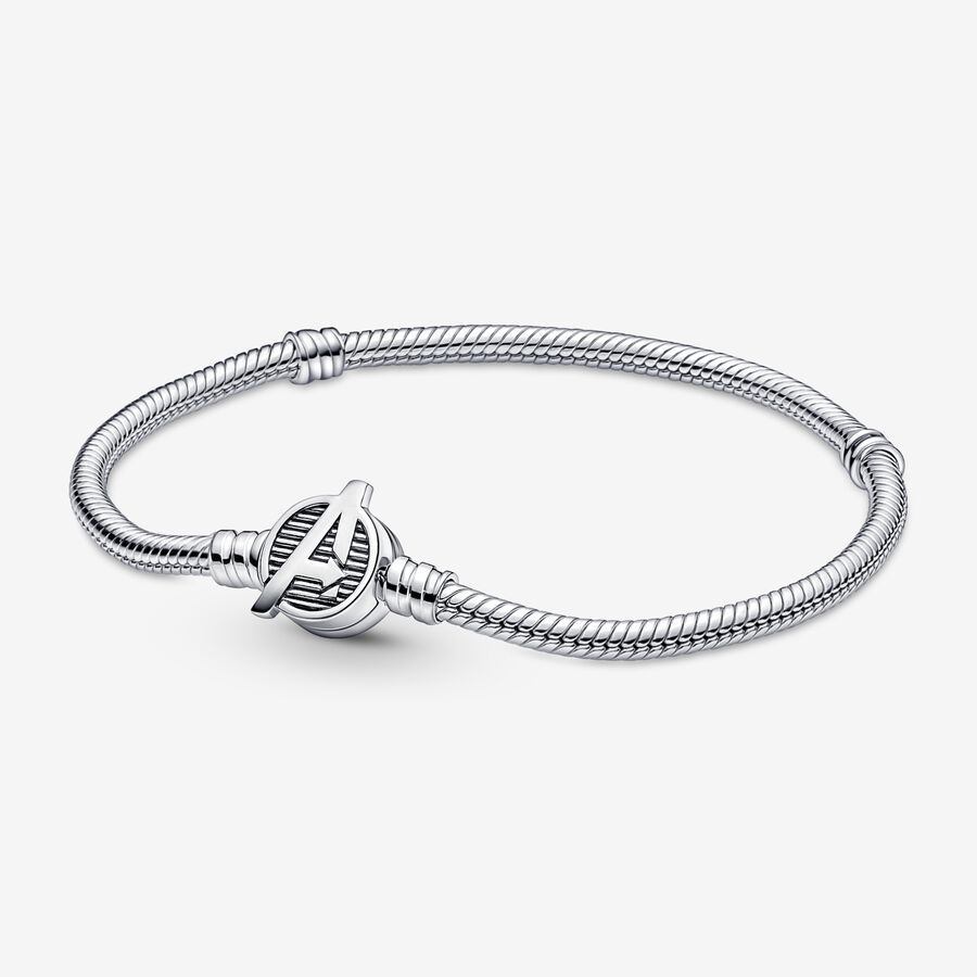 Pandora Moments Marvel The Avengers Logo Clasp Snake Chain Bracelet image number 0