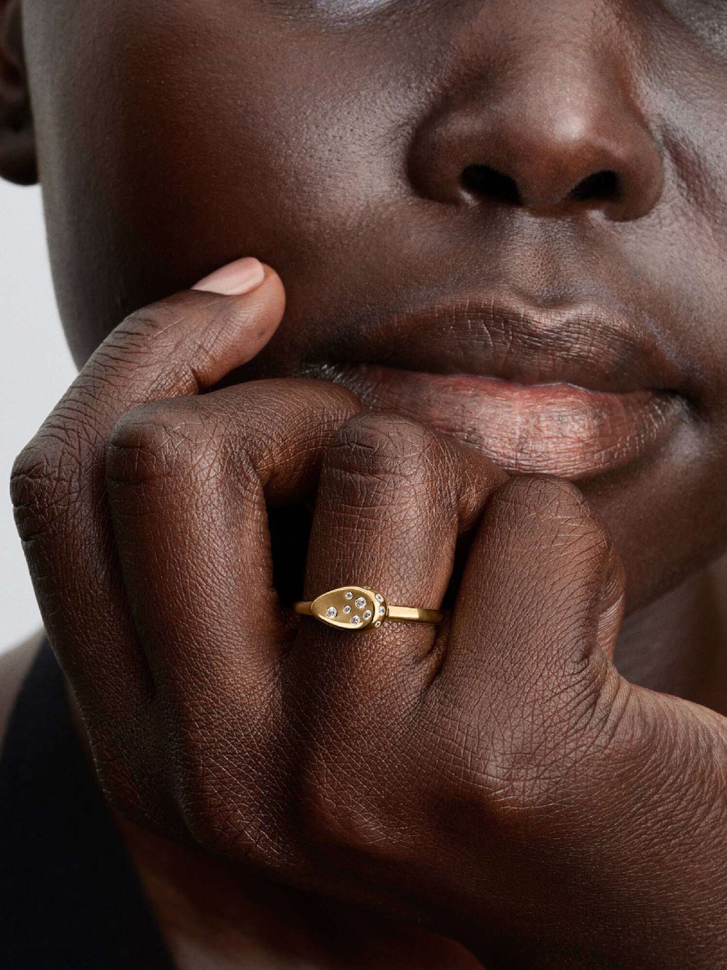 Medium Stone-Set Oval Signet Ring