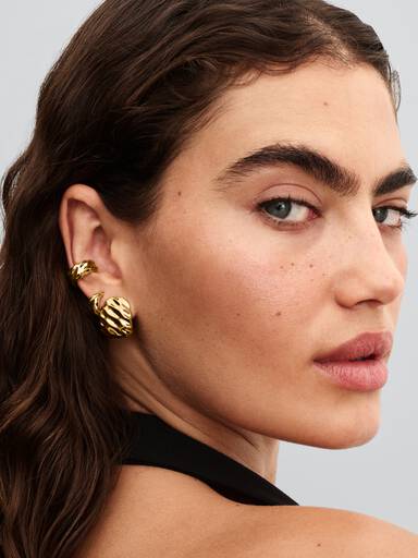 Rippled Wide Hoop Earrings