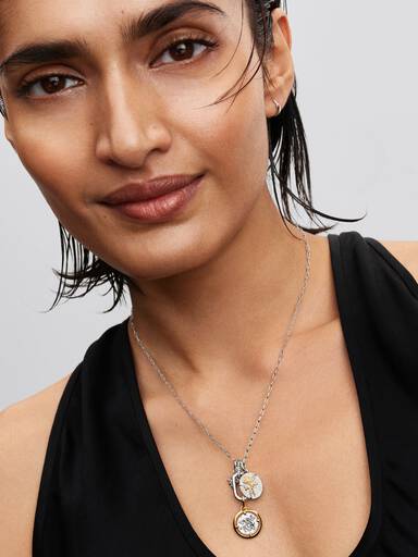 Openable Link Pendant Necklace