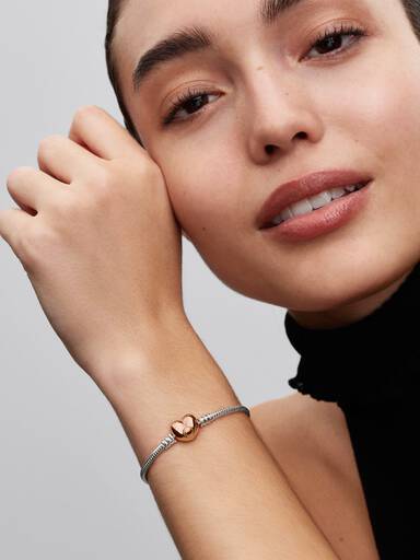 Heart Clasp Snake Chain Bracelet